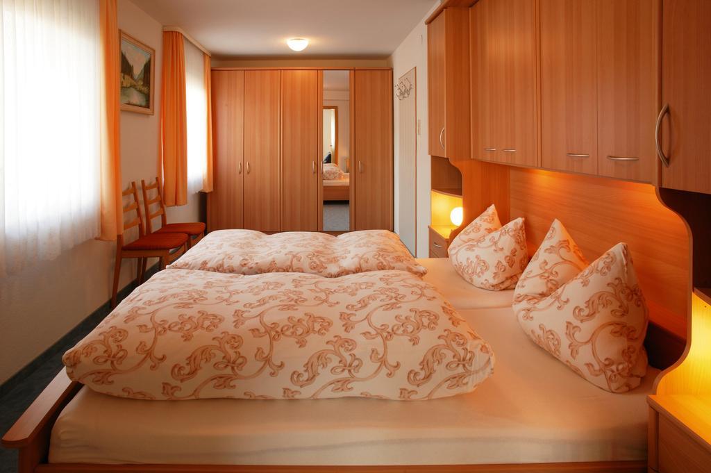 Haus Bergwiese Baiersbronn Ruang foto